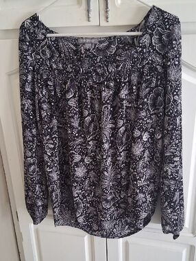 New Peace & Pearls Black & White Floral Peasant Blouse Women's Medium